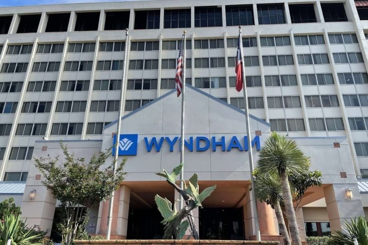 Wyndham Houston near NRG Park/Medical Center photo 2