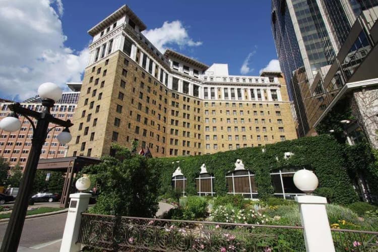The Saint Paul Hotel, photo 2