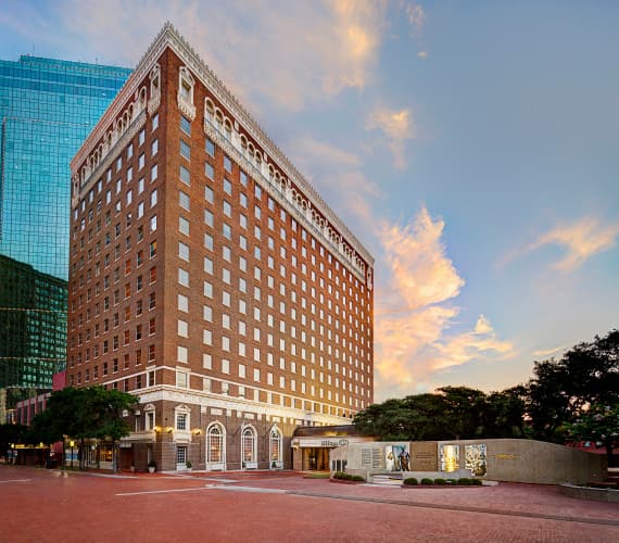 Hilton Fort Worth photo 2