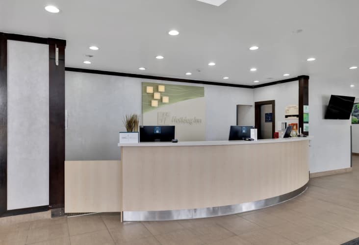 Holiday Inn Peterborough-Waterfront photo 3