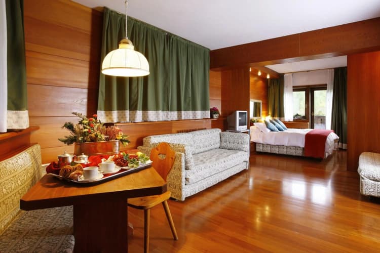 Mirage photo 5