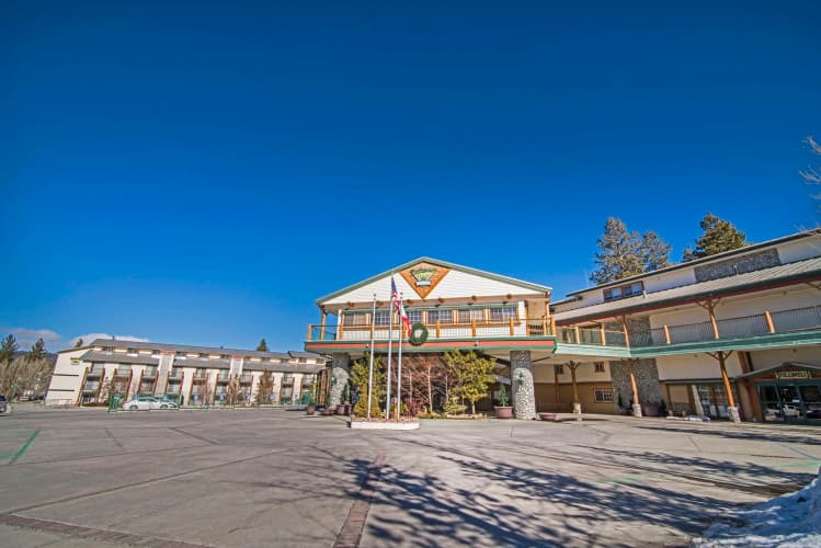 Holiday Inn Resort The Lodge at Big Bear Lake photo 2