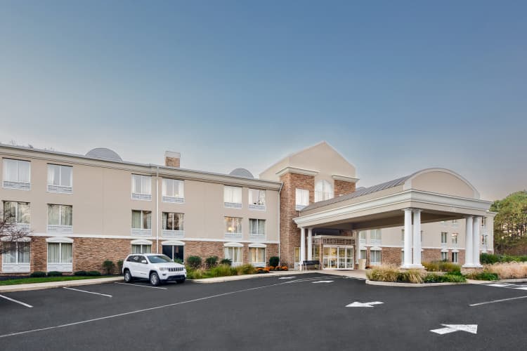 Holiday Inn Express Neptune photo 2