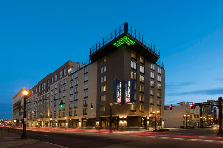 Hilton Garden Inn Louisville Downtown photo 2