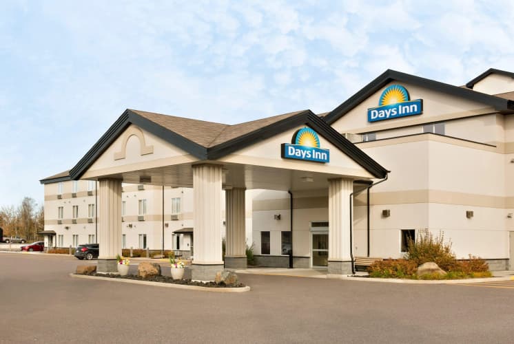 Days Inn by Wyndham Thunder Bay North photo 2
