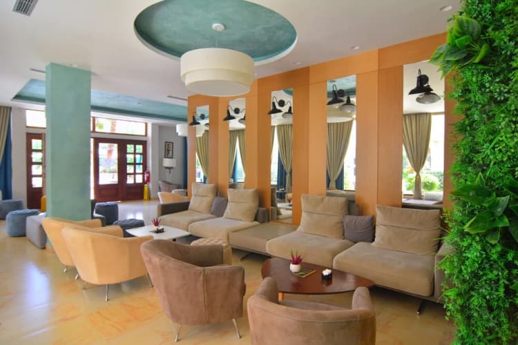 Sandy Beach Resort photo 4