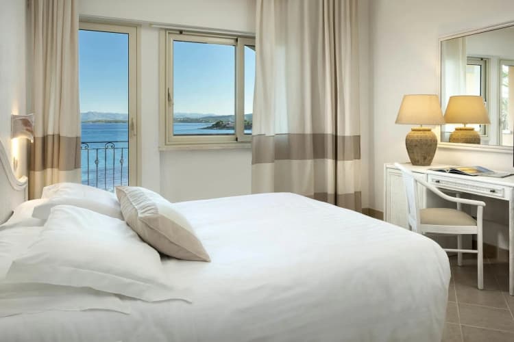 Gabbiano Azzurro Hotel & Suites photo 4
