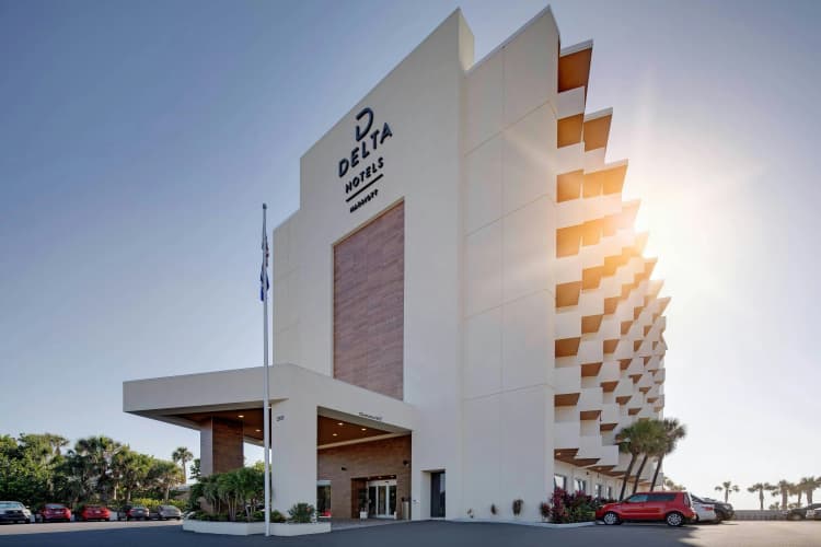 Delta Hotels Daytona Beach Oceanfront photo 2