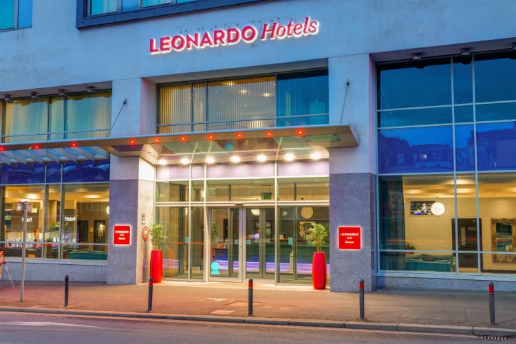 Leonardo Hotel Plymouth photo 2