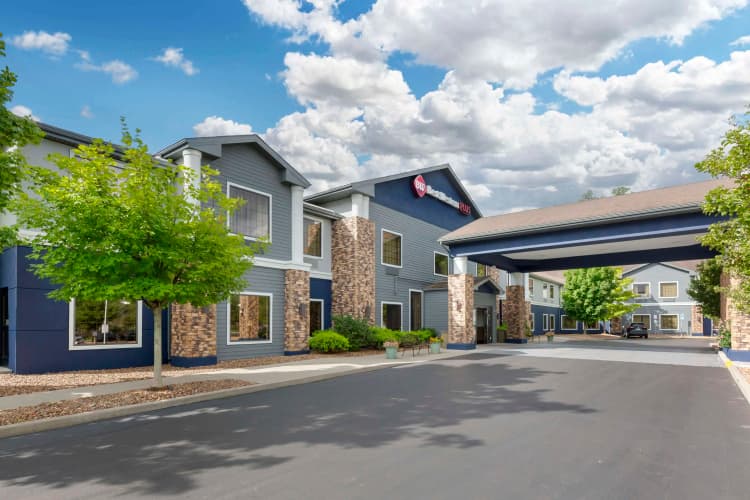 Best Western Plus Victor Inn & Suites photo 2