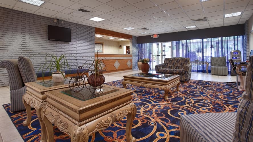 Ramada by Wyndham Cocoa photo 2