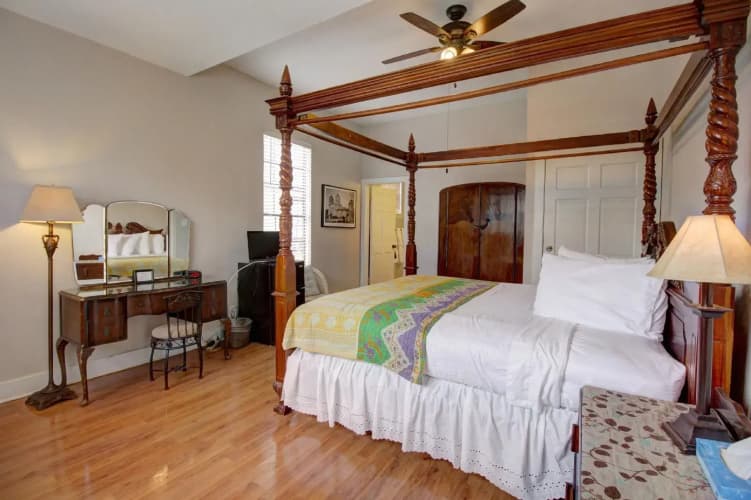 Inn On The Riverwalk photo 2