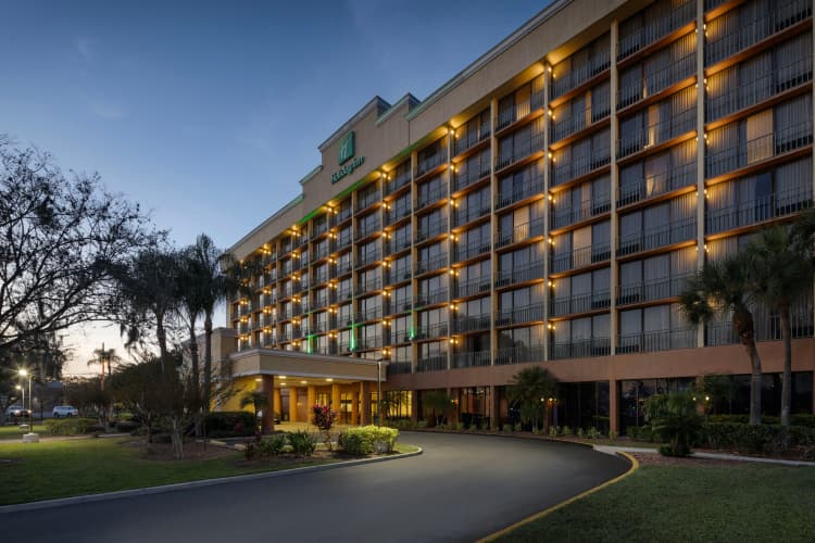 Holiday Inn & Suites Orlando SW - Celebration Area photo 2