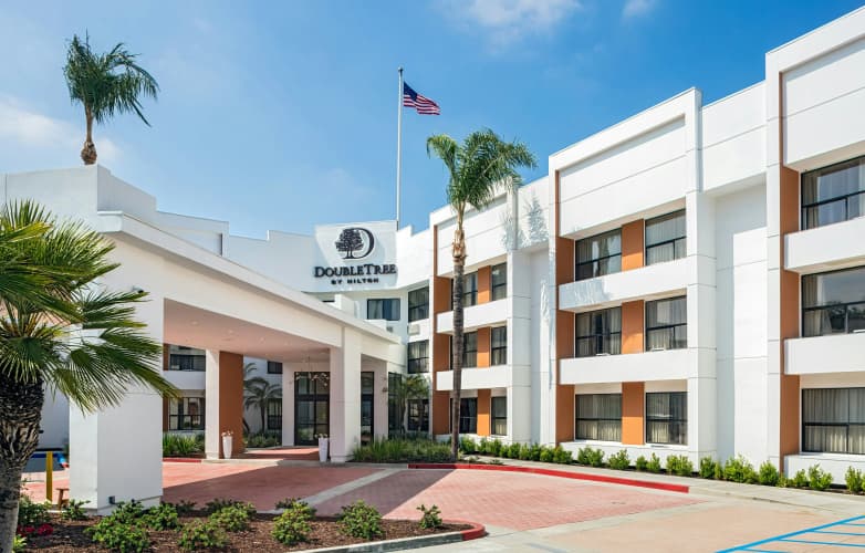DoubleTree by Hilton Pomona photo 2