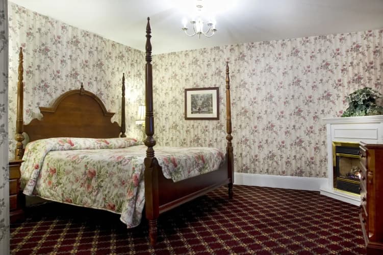 Bar Harbor Manor photo 4
