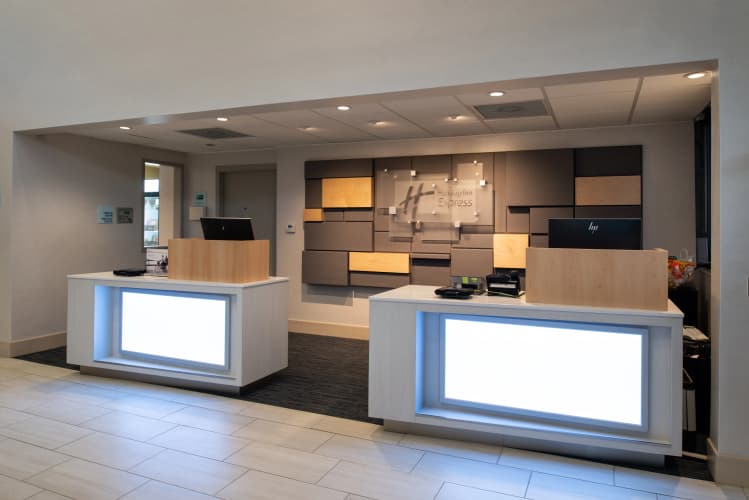 Holiday Inn Express San Francisco-Airport South photo 3