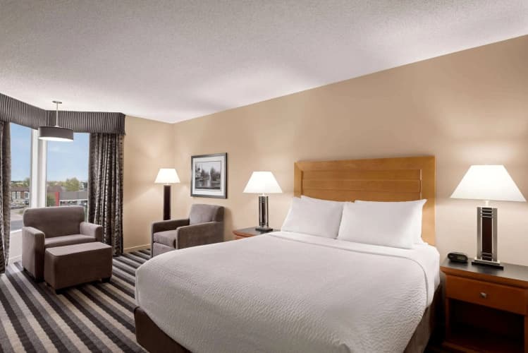 Royal Hotel West Edmonton, Trademark Collection By Wyndham, photo 5