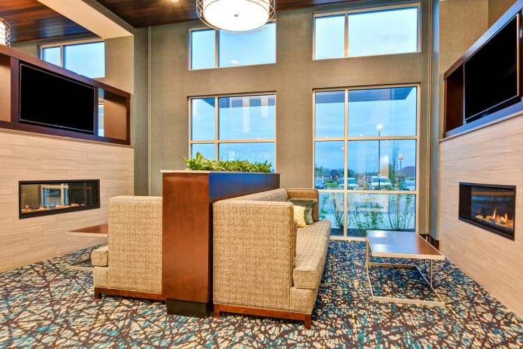Embassy Suites by Hilton Plainfield Indianapolis Airport photo 4