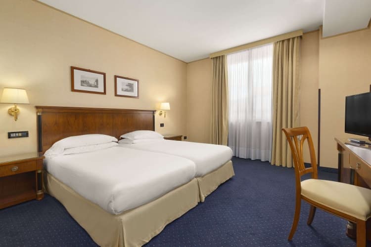 Ramada by Wyndham Naples photo 4