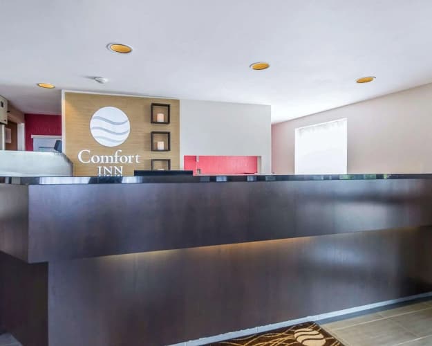 Comfort Inn East photo 3