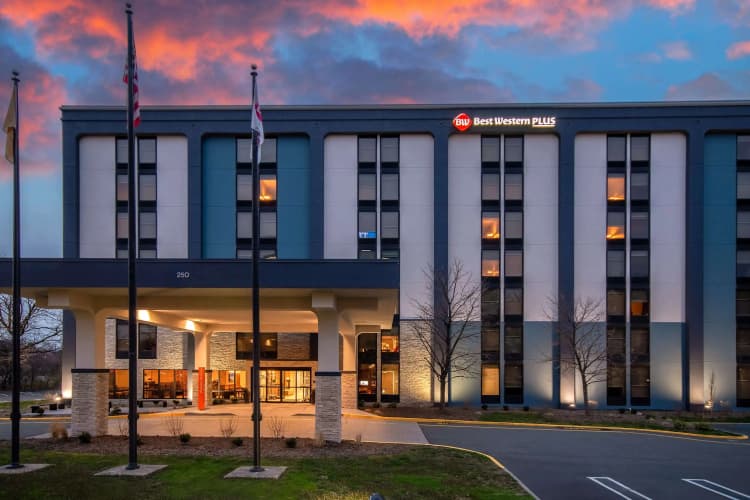 Surestay By Best Western Secaucus Meadowlands photo 2