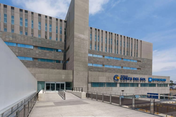 Wyndham Costa del Sol Lima Airport photo 2