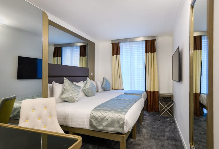 Atrium Hotel Heathrow photo 5