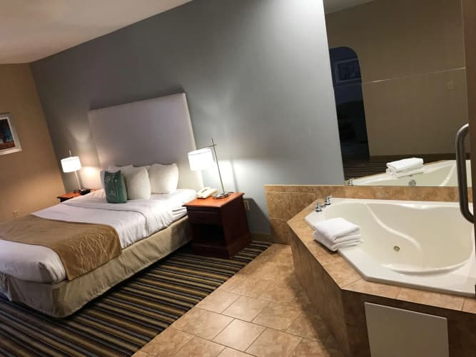 Best Western Plus New England Inn & Suites photo 4