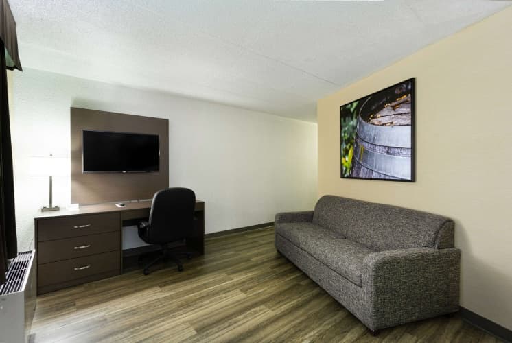 Days Inn by Wyndham Fallsview photo 4
