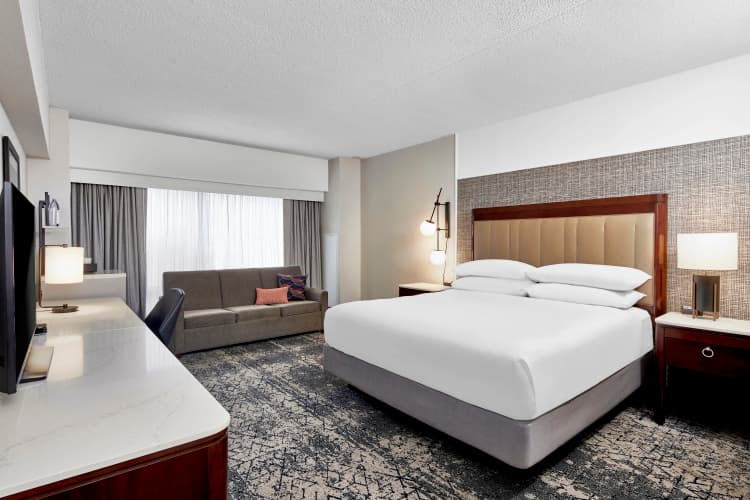 Sheraton Indianapolis Hotel At Keystone Crossing photo 4