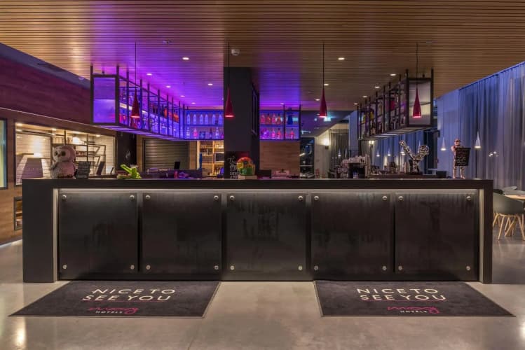 Moxy Edinburgh Airport photo 3