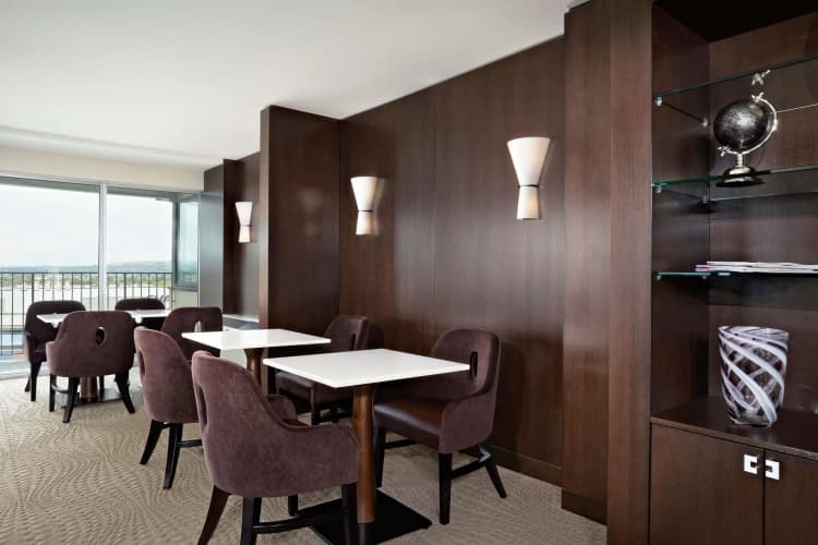 Sheraton Cavalier Calgary Hotel, photo 4