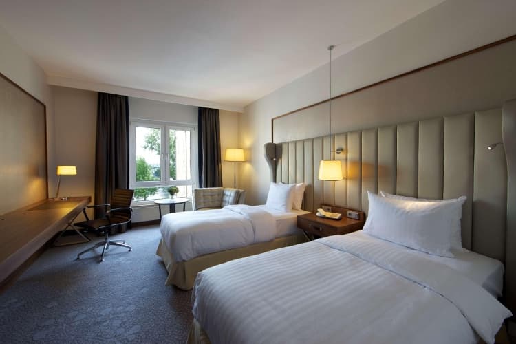 Dorint Hotel Bonn photo 4