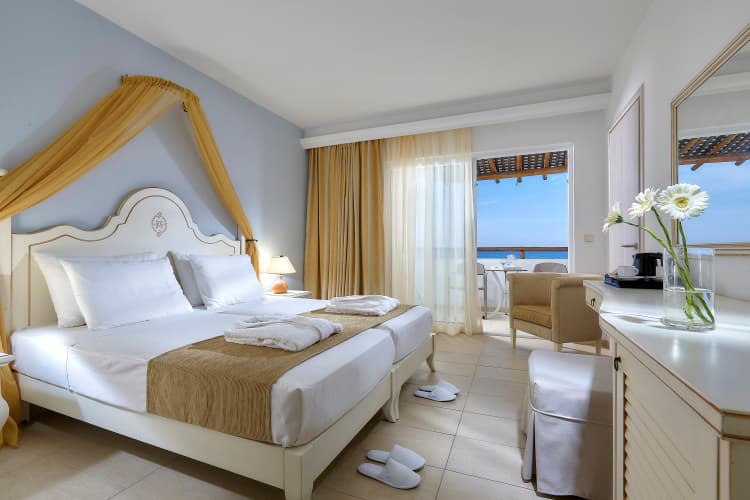 Alexander Beach Hotel & Village Resort photo 4