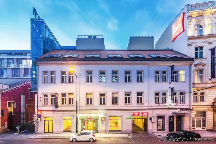 Hotel Ibis Praha Old Town photo 2