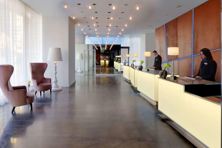 Radisson Blu Aqua Hotel Chicago photo 3
