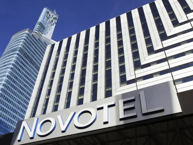 Novotel Paris La Défense Esplanade photo 2