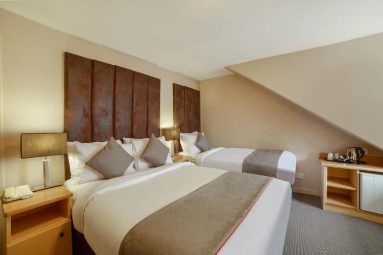 The Highland Hotel photo 4