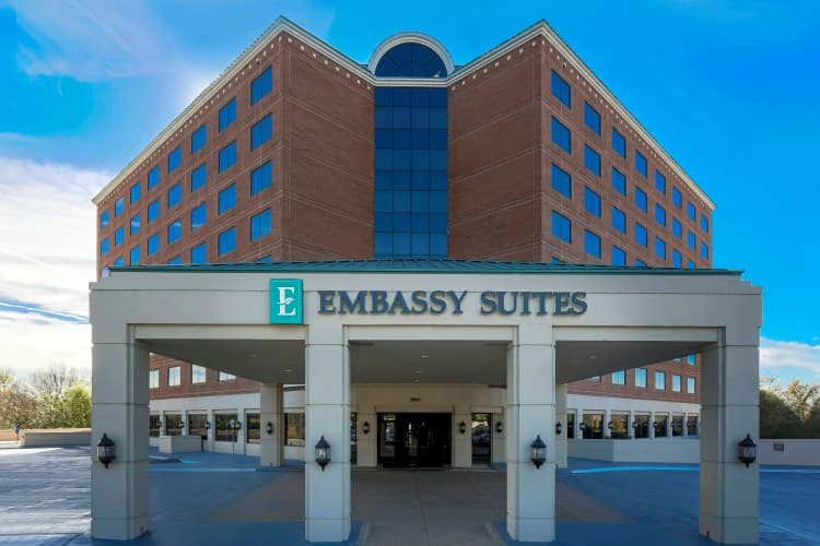 Embassy Suites by Hilton Dallas Love Field photo 2