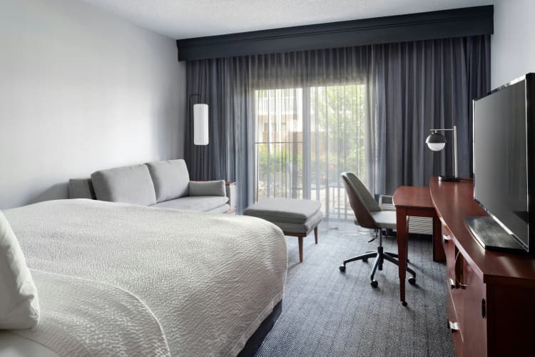Courtyard By Marriott West Palm Beach photo 4