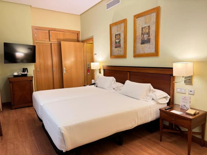 Hotel Bécquer photo 5