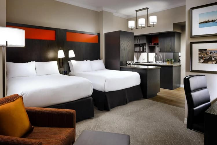 One King West Hotel & Residence photo 5