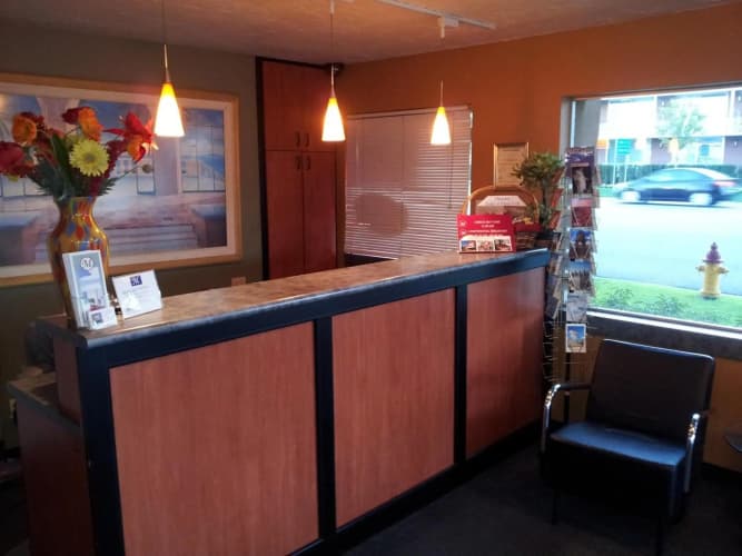 Metropolitan Inn photo 3