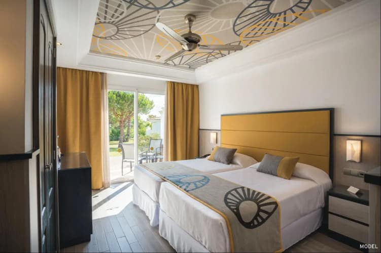 Riu Chiclana photo 4