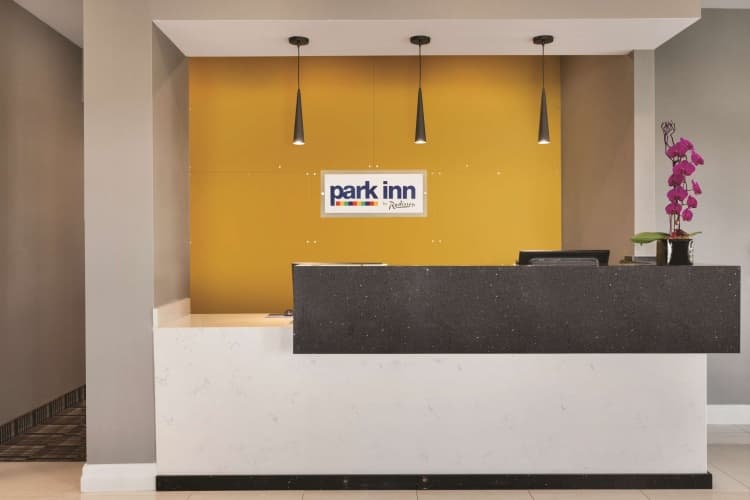 Park Inn by Radisson Brampton, photo 3
