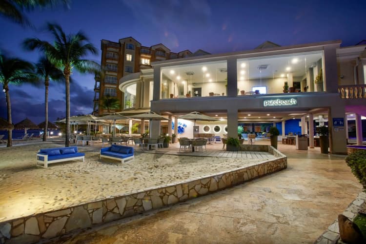 Divi Aruba Phoenix Beach Resort photo 2