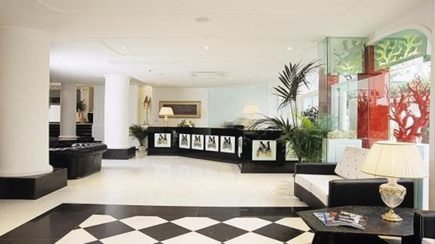 M Glamour Hotel, photo 3