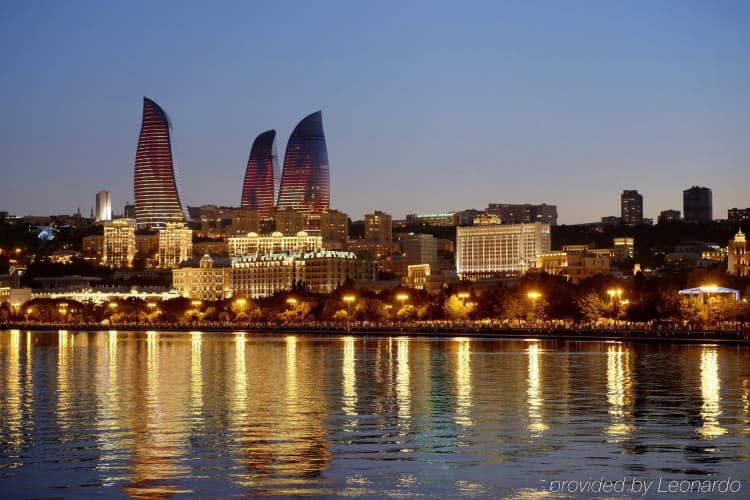 Fairmont Baku - Flame Towers photo 2