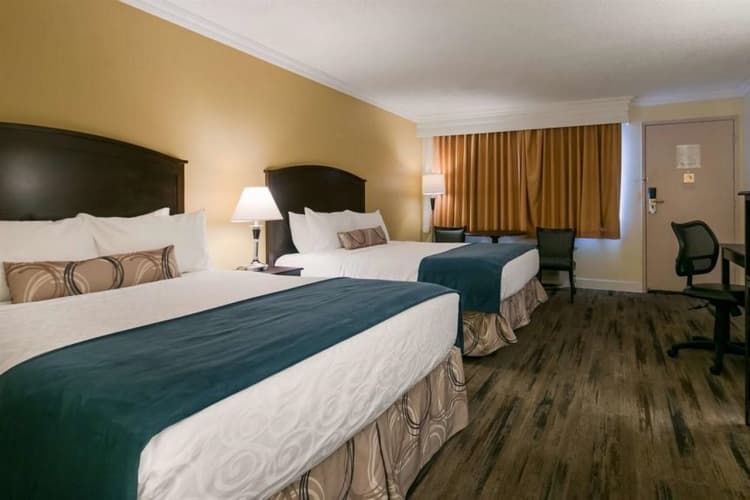 Best Western Plus Burnaby Hotel, photo 5