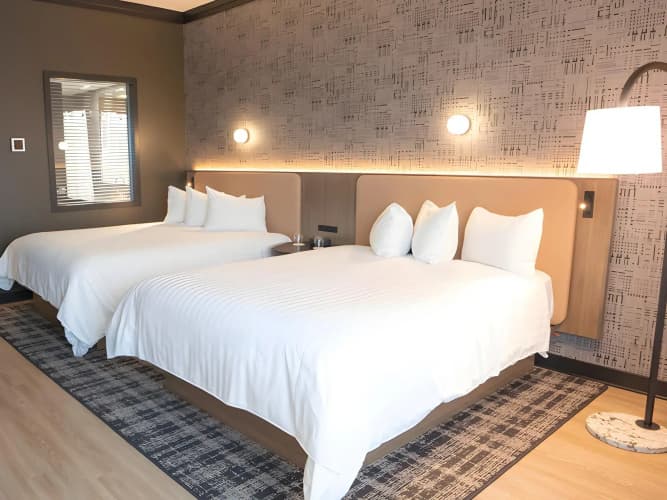 Brookstreet Hotel photo 5